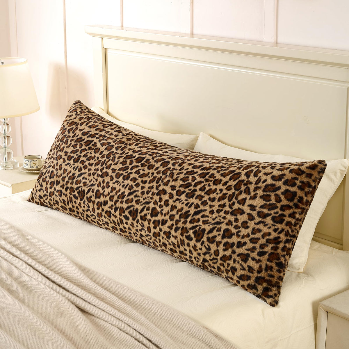GALMAXS7 Cheetah Pillow Covers Leopard Throw Pillow Covers Set of 2, 18x18