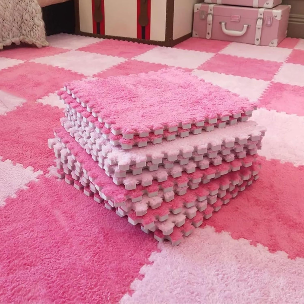 12pcs Plush Puzzle Foam Floor Mat, Soft Thicken Fluffy Interlocking Square Foam Tiles Area Rugs Carpet for Parlor Bedroom Decoration(11.8x11.8x0.55in,Rose Red&Pink)