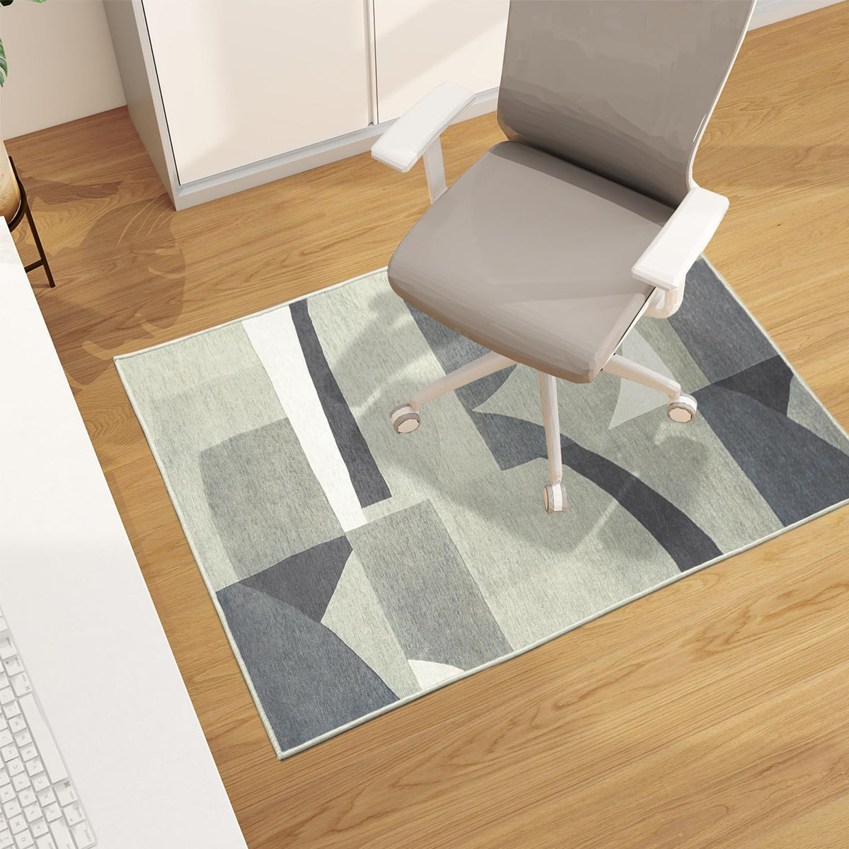 chakme Office Chair Mat for Hardwood Floor, 48"x36" Easy Glide Computer Desk Mat Protector for Rolling Chair Under Desk Rug Nonslip Backing, Machine Wash, (Floral)
