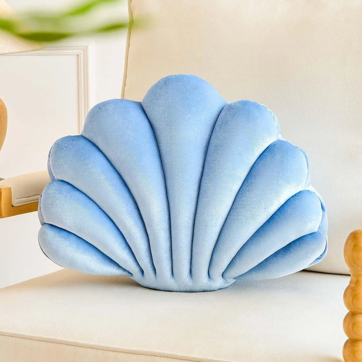 Seashell Throw Pillows, Shell Shaped Throw Pillows, 18 Inch Soft Home Decorative Pillow Plush Cushion for Bed Couch Living Sofa Room Decor Accent Throw Pillow (Ivory 18Inch)